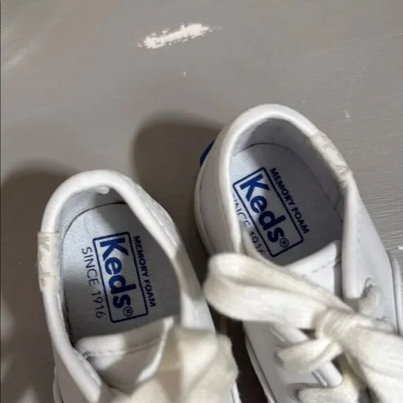 Keds Like New White Sneakers Classic leather - Picture 2 of 9